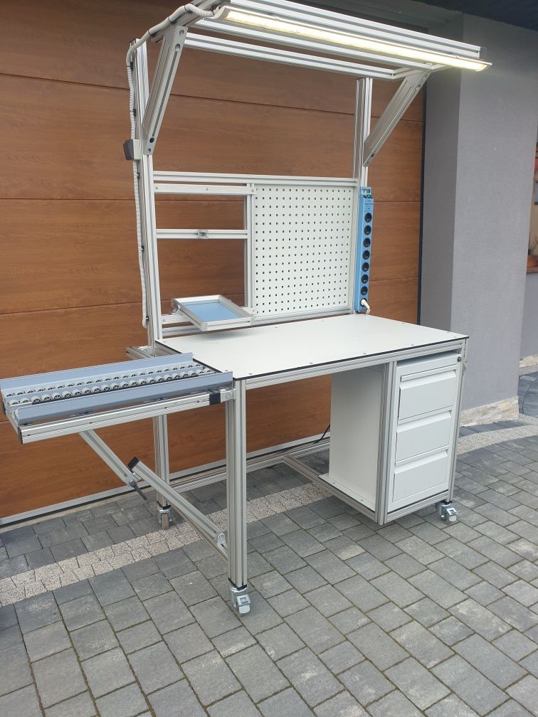 Stół warsztatowy, monterski