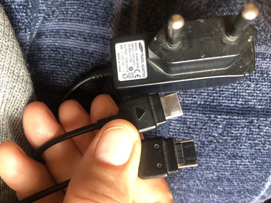 Зарядные устройства к мобильным кнопочным телефонам Самсунг