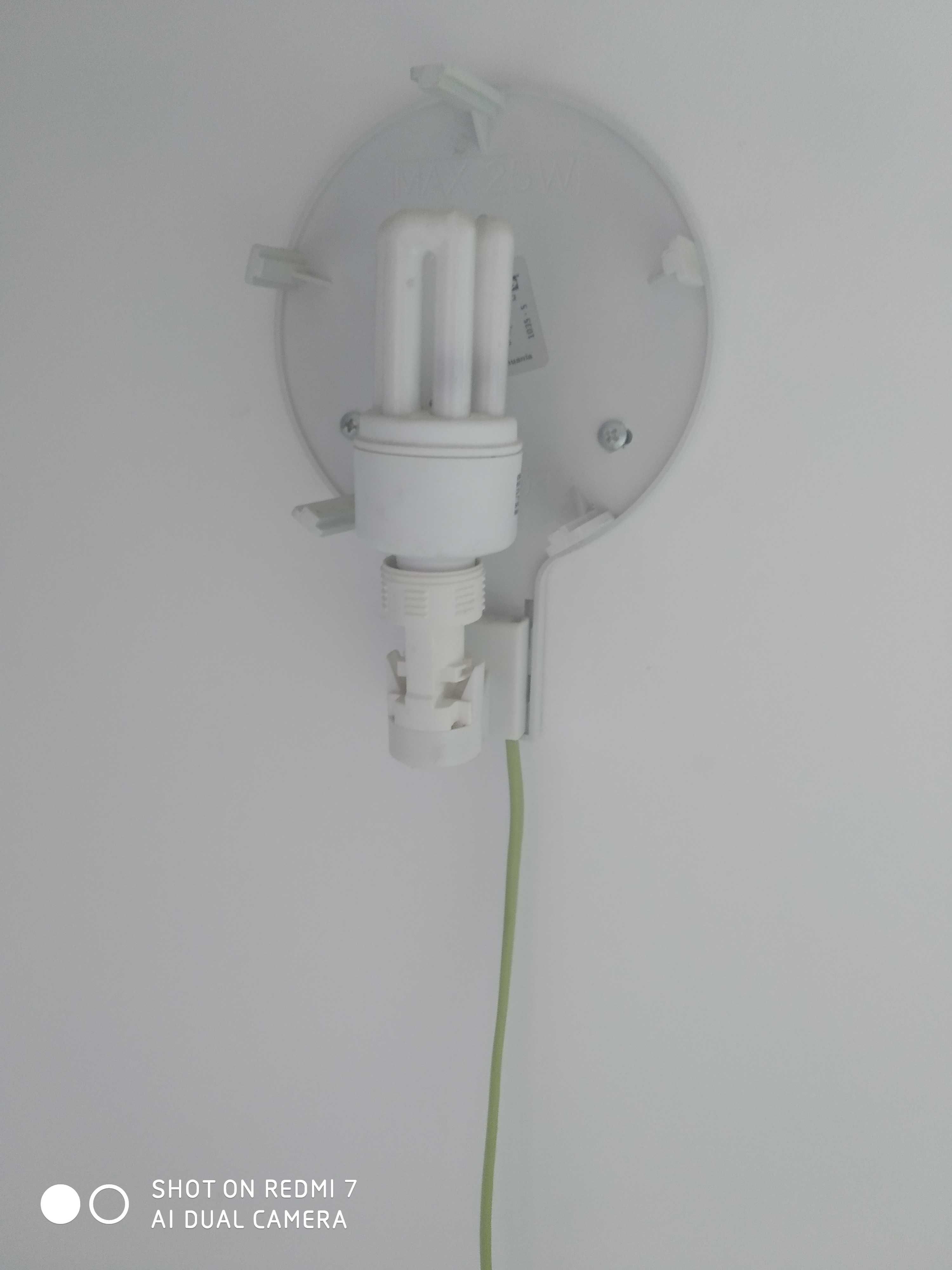 Lampa ścienna różowy kwiatek Ikea