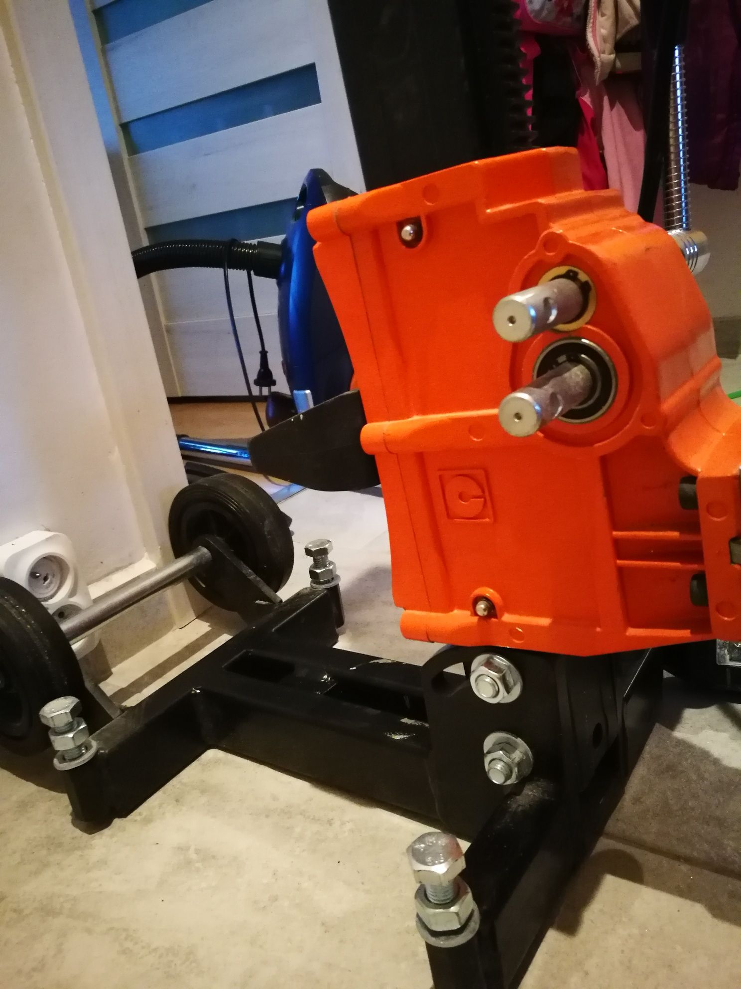 Wiertnica diamentowa Husqvarna DM340 plus statyw