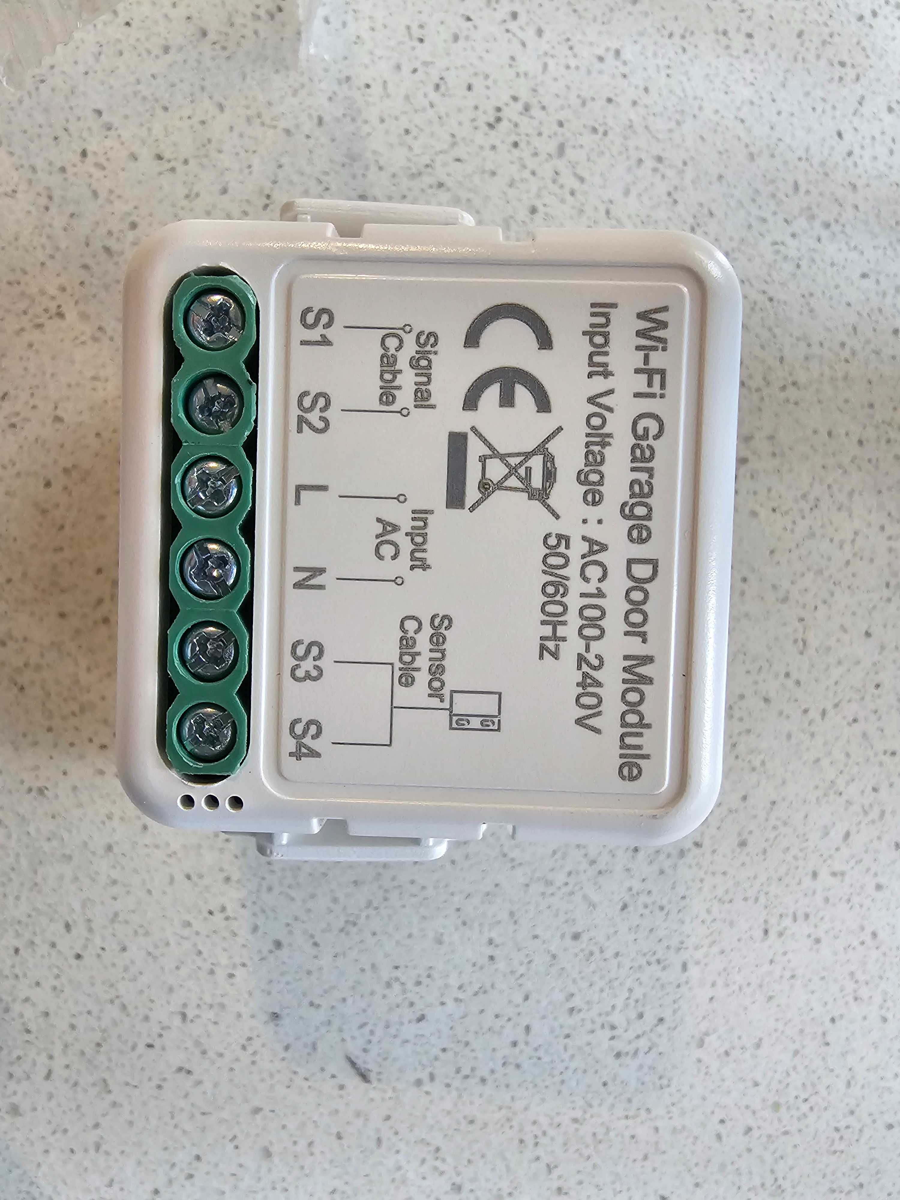 Modulo wiffi para portão de garagem  Tuya