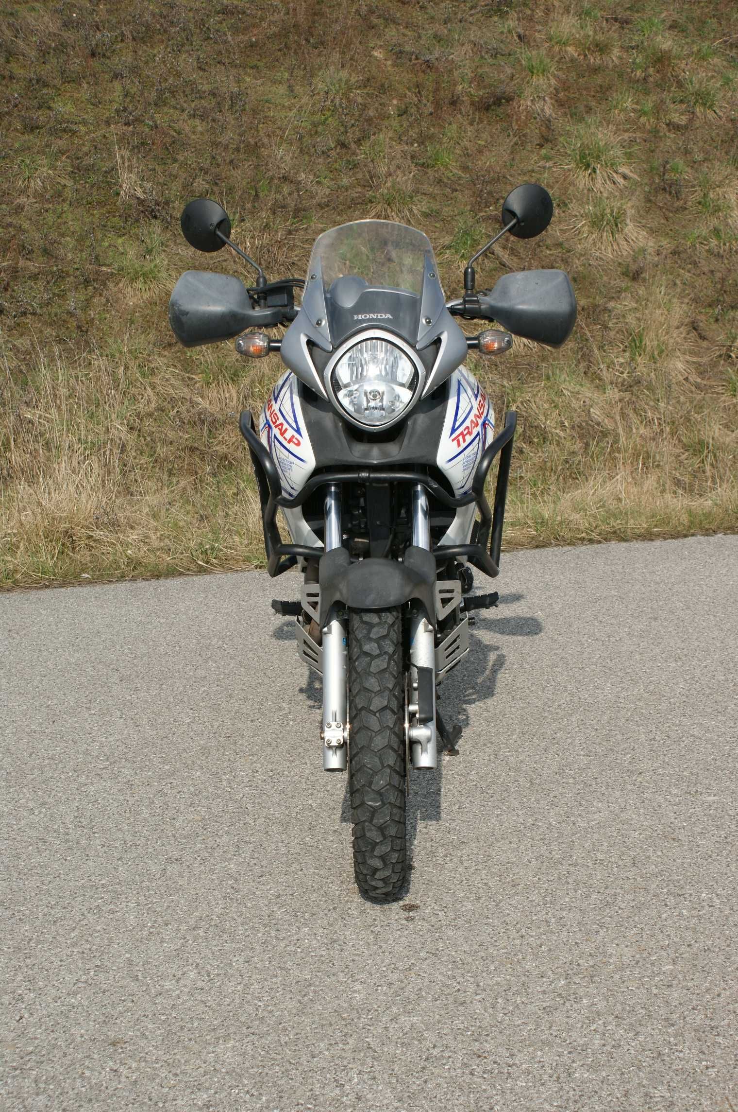 Honda Transalp XL 700 z ABS