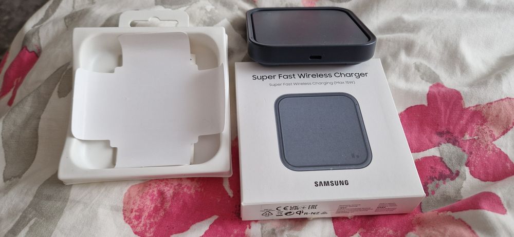 Ładowarka indukcyjna Samsung