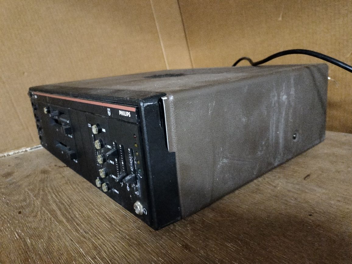 Wzmacniacz  mocy mixer Magnetofon Philips LBB 1263/40