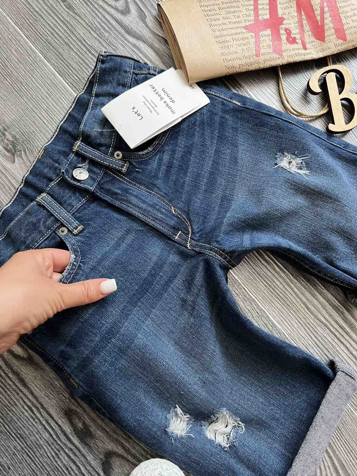 Новые джинсовые шорты H&M на мальчика. Размер 8 - 9 лет.