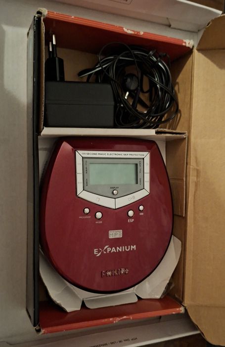 PHILIPS Portable MP3 -CD Player! EXP311 Германия!