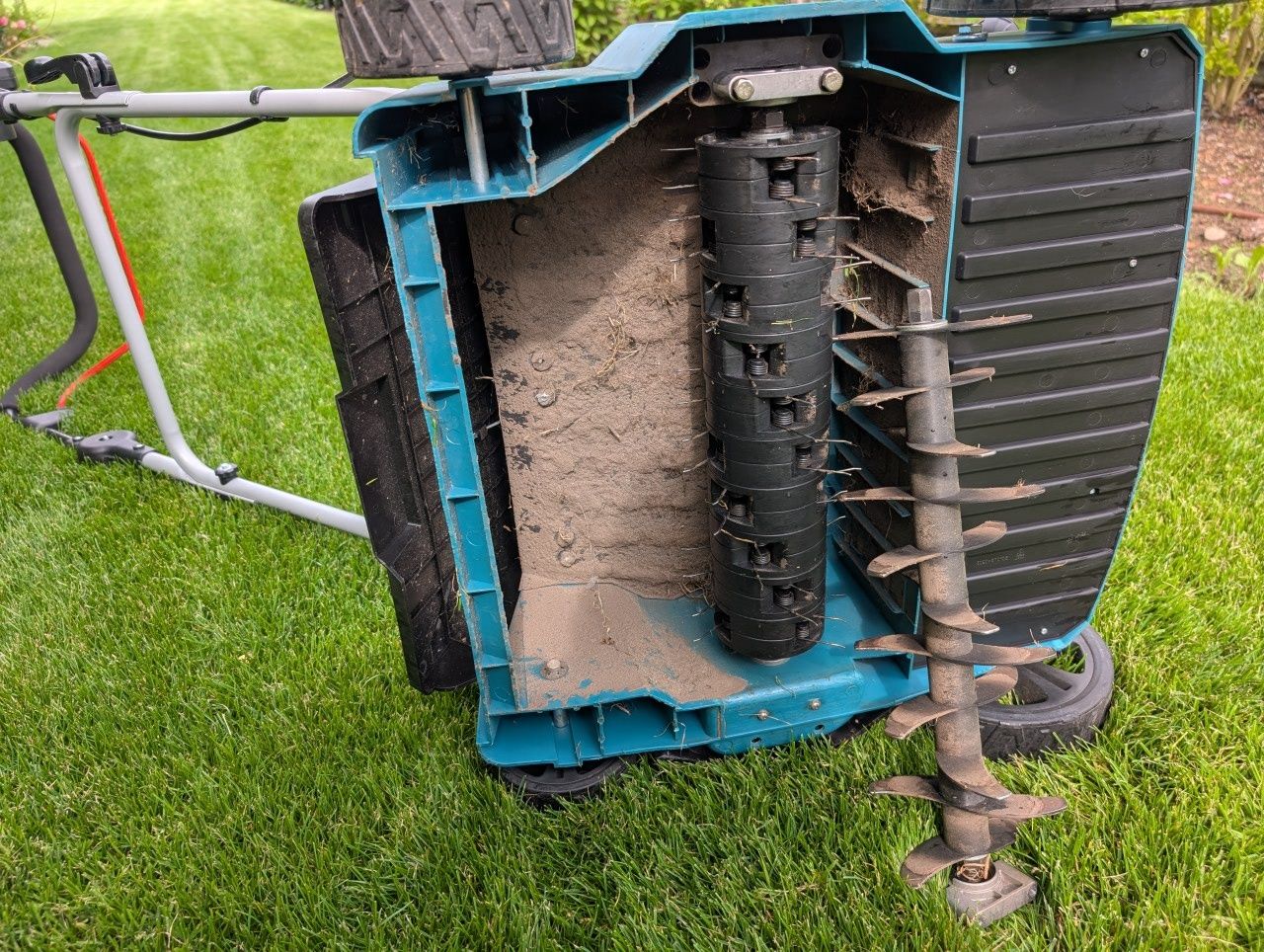 Makita UV3600 wertykulator, aerator, skaryfikator