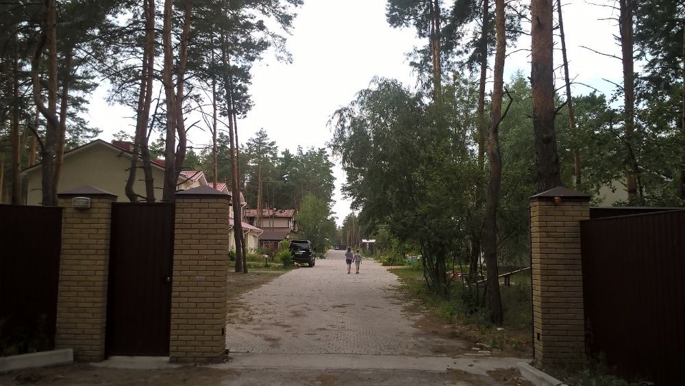 Продається ексклюзивна ділянка з лісом! Хочановка.