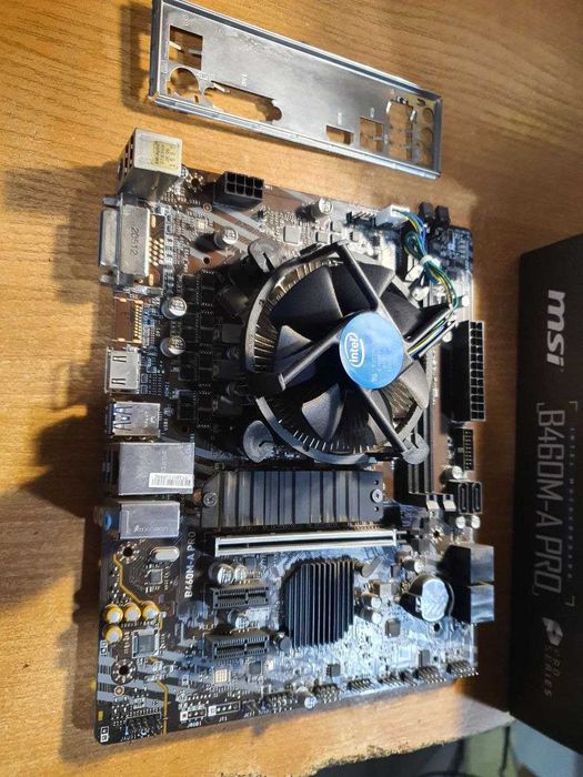Материнская плата s1200 MSI MSI B460M-A Pro с i5-10400F кулер BOX.
