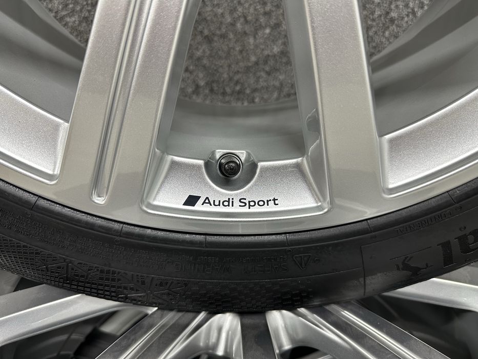 Nowe oryginalne koła zimowe alufelgi 19 Audi SQ3 RSQ3 Q3 83A