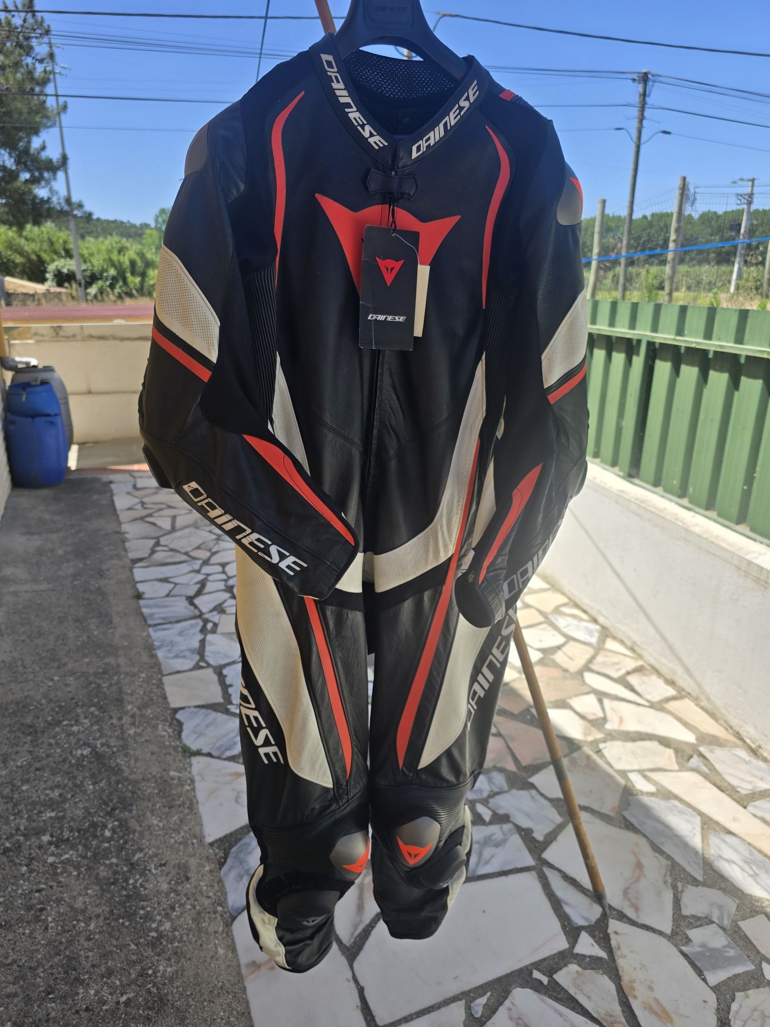 Dainese KYALAMI 1pc perf. Leather suit t60