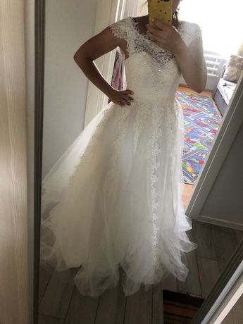 Весільна сукня плаття нареченоі S-ка