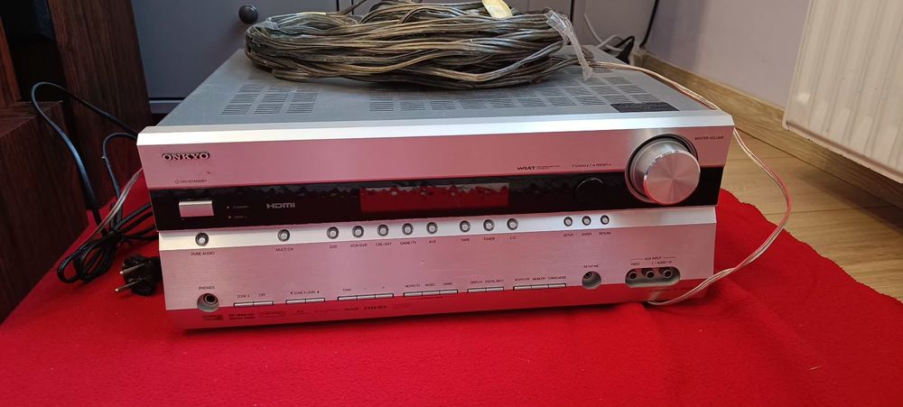 Zestaw kina domowego kolumny Quadral Quintas wzmacniacz Onkyo