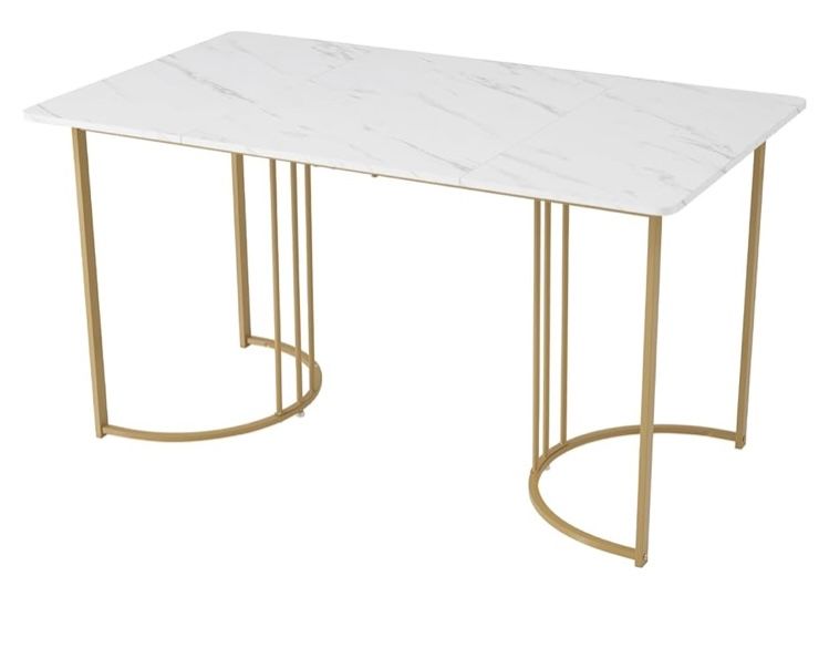 Mesa de jantar nova na caixa. Transporte a cargo do comprador.