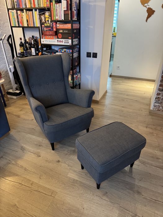 Fotel ikea strandmon uszak + Podnóżek