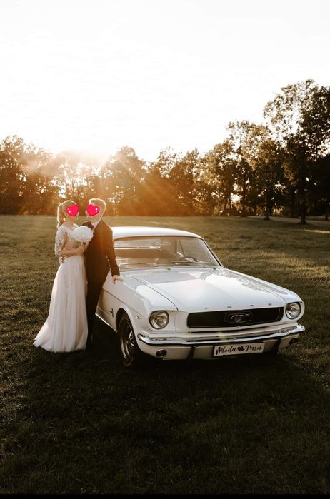 Ford Mustang V8 1966 na wesele ślub sesję