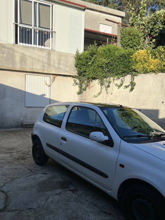 Renault Clio 2000