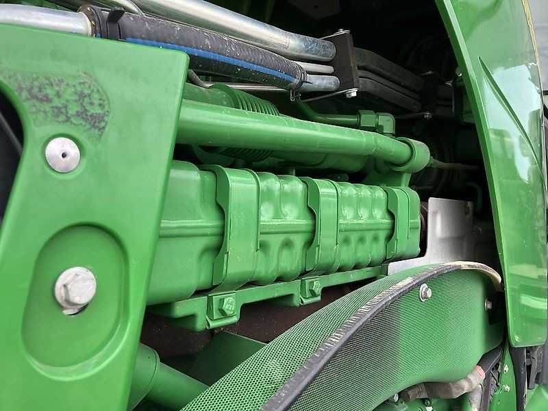 Трактор John Deere 8345R