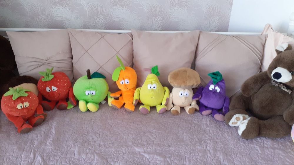 Фрукти, овочі м‘які іграшки