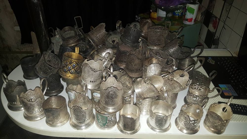 Подстаканники посеребренные коллекция 90 шт.