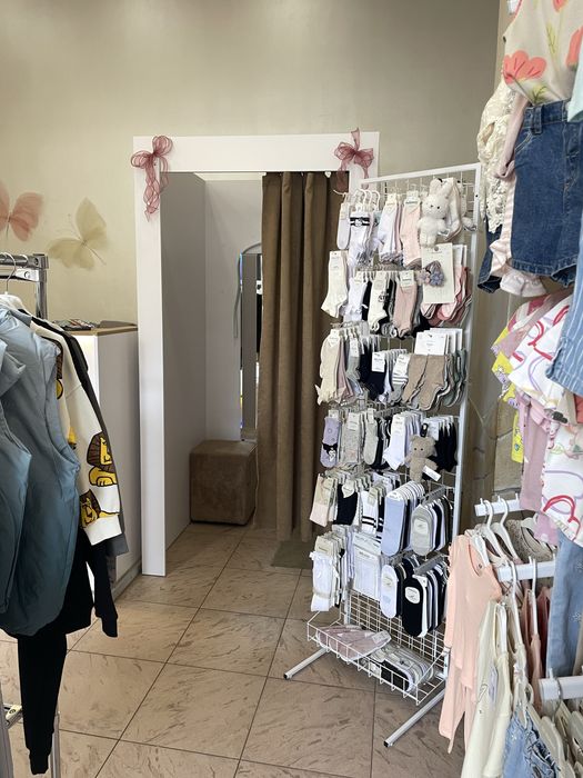 Продам готовий бізнес магазин брендового дитячого одягу