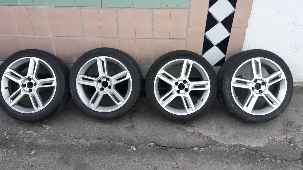 FIAT 4/100 R17 диски з резиною