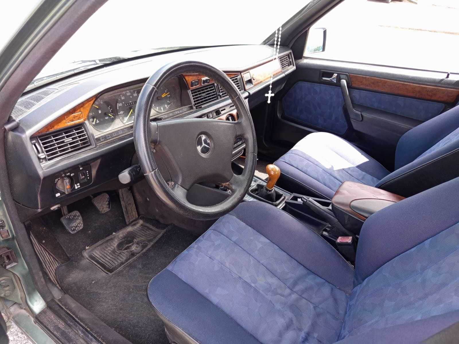Mercedes 190D 2.0