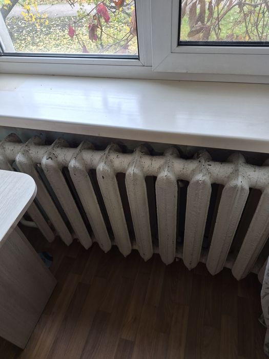 Срочно 2 ком кв в центре недорого