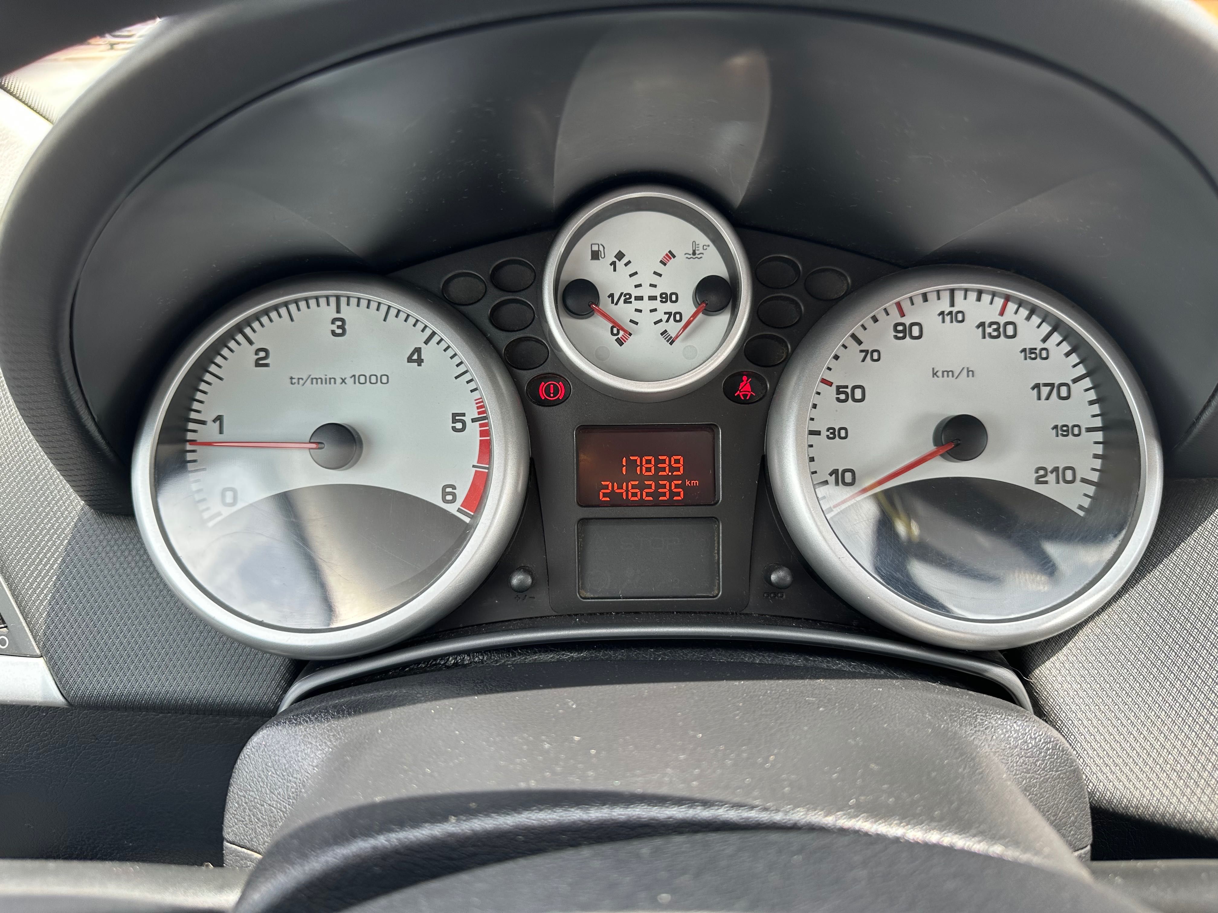 Peugeot 207 SW 1.6 Hdi 07