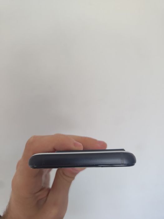 Предзамовлення Asus rog phone 6 12/256 white shtorm