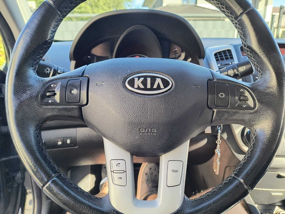 Kia Ceed kombi  1.4 2010r