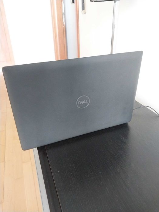 Dell Latitude 3520 16 inches