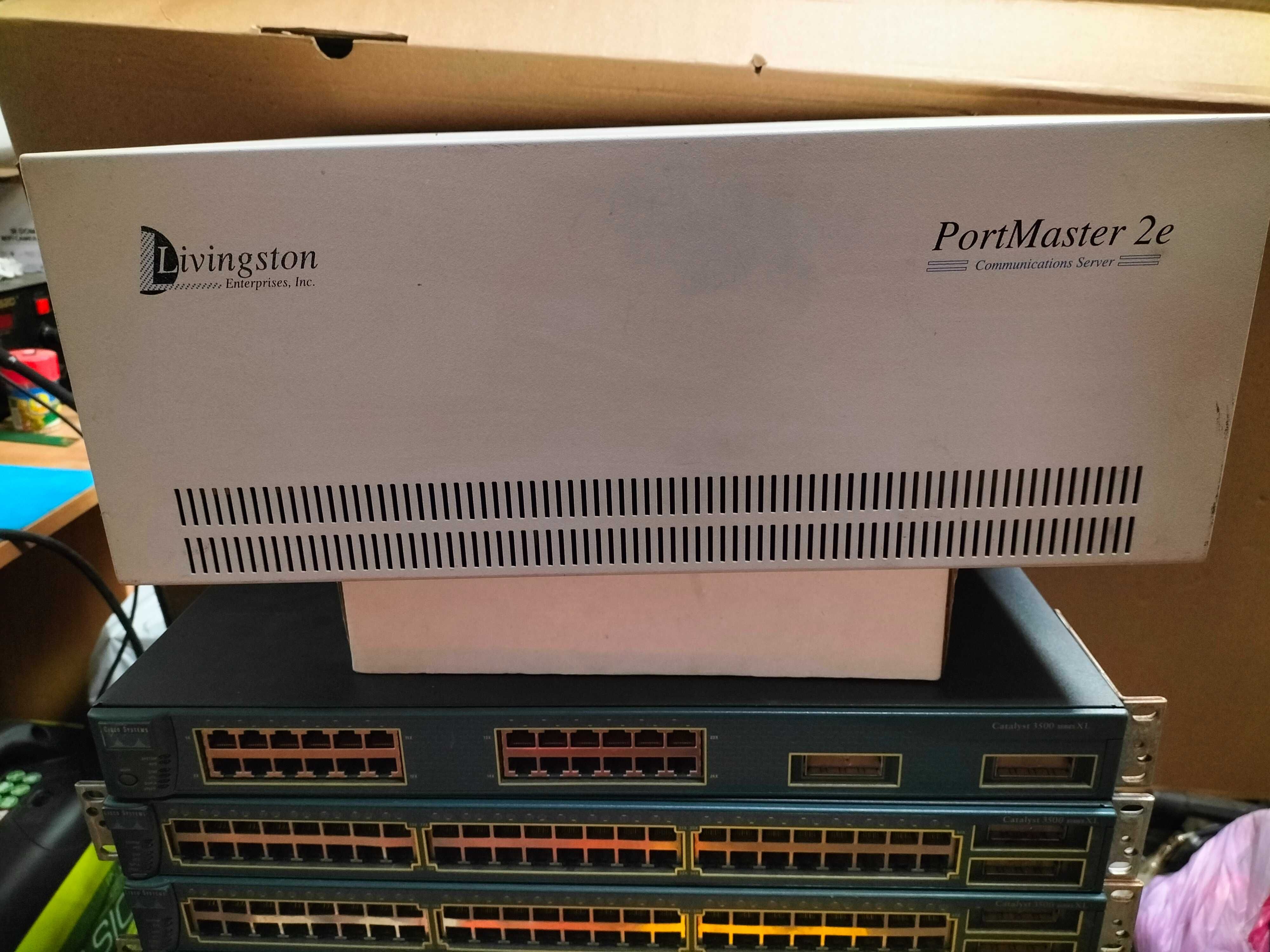 Livingston Portmaster 2E сервер Dialup-доступа в интернет - ретро