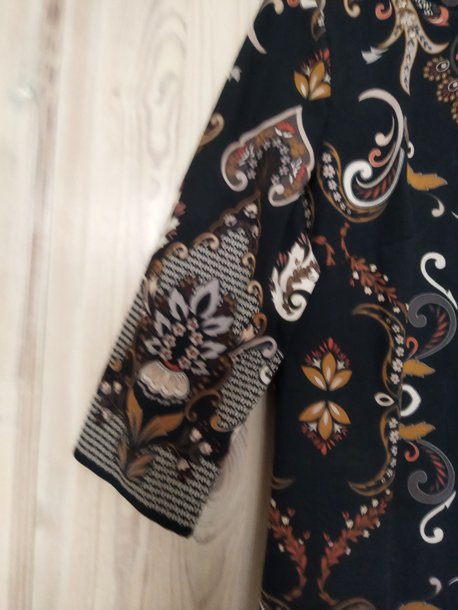Elegancka sukienka  r.40 wibs