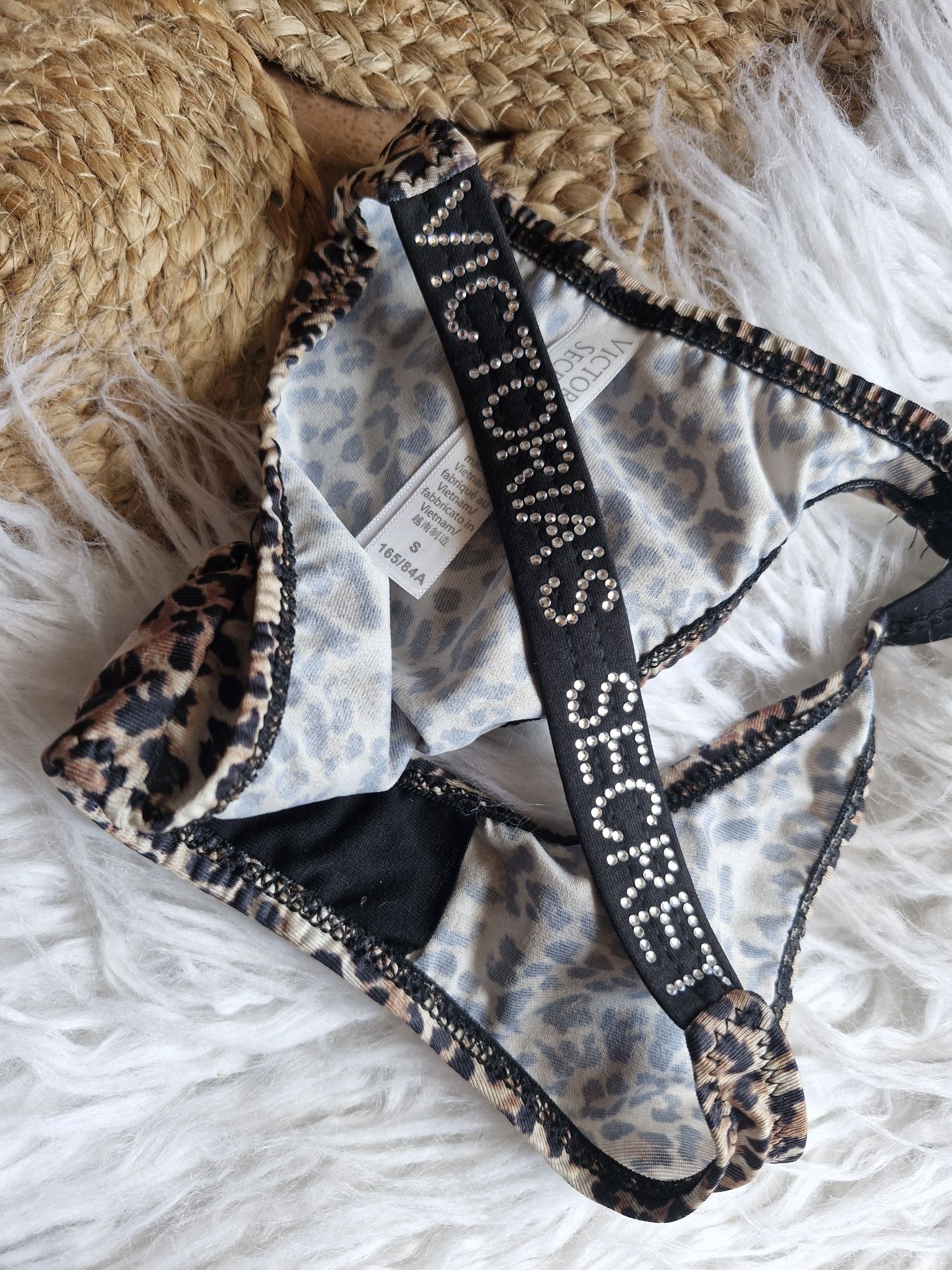 Komplet bielizny damskiej Victoria Secret s panterka biustonosz string