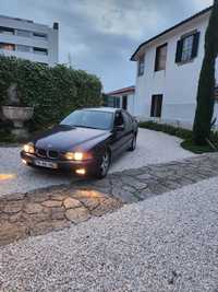 BMW  525 TDS em bom estado
