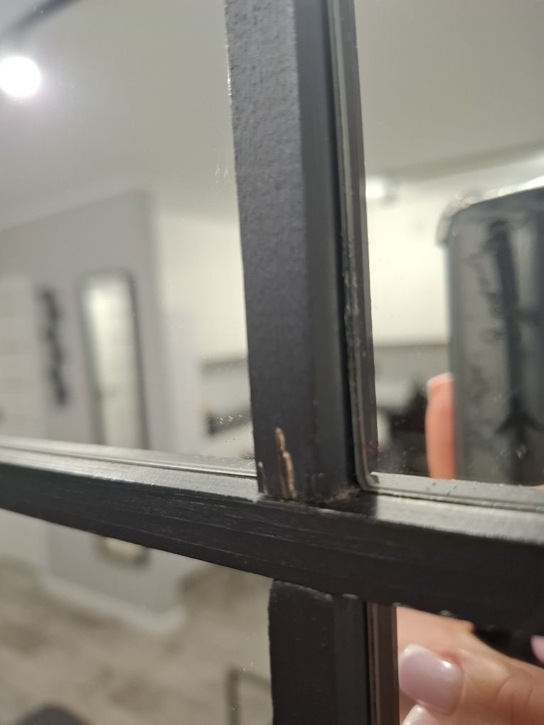Lustro ze szprosami loft industrialne czarne