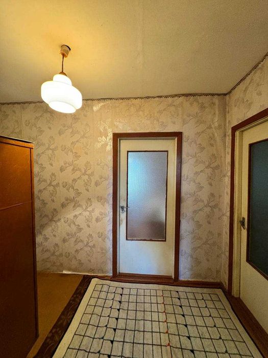 Продаж просторої 4 кім. квартири в Мукачево, мік-н Росвигово!