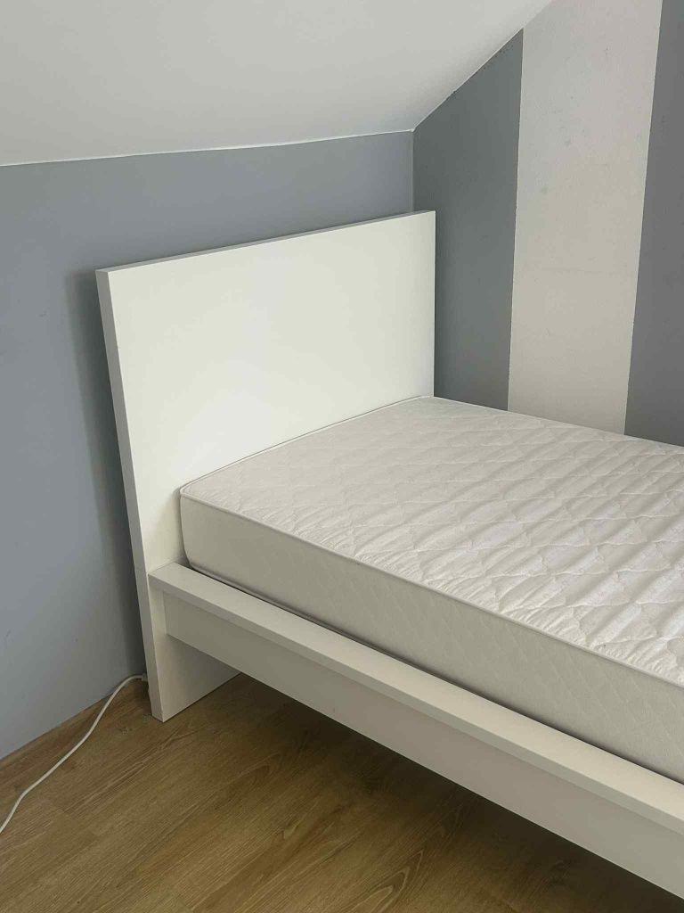 Łóżko MALM z IKEA 90/200