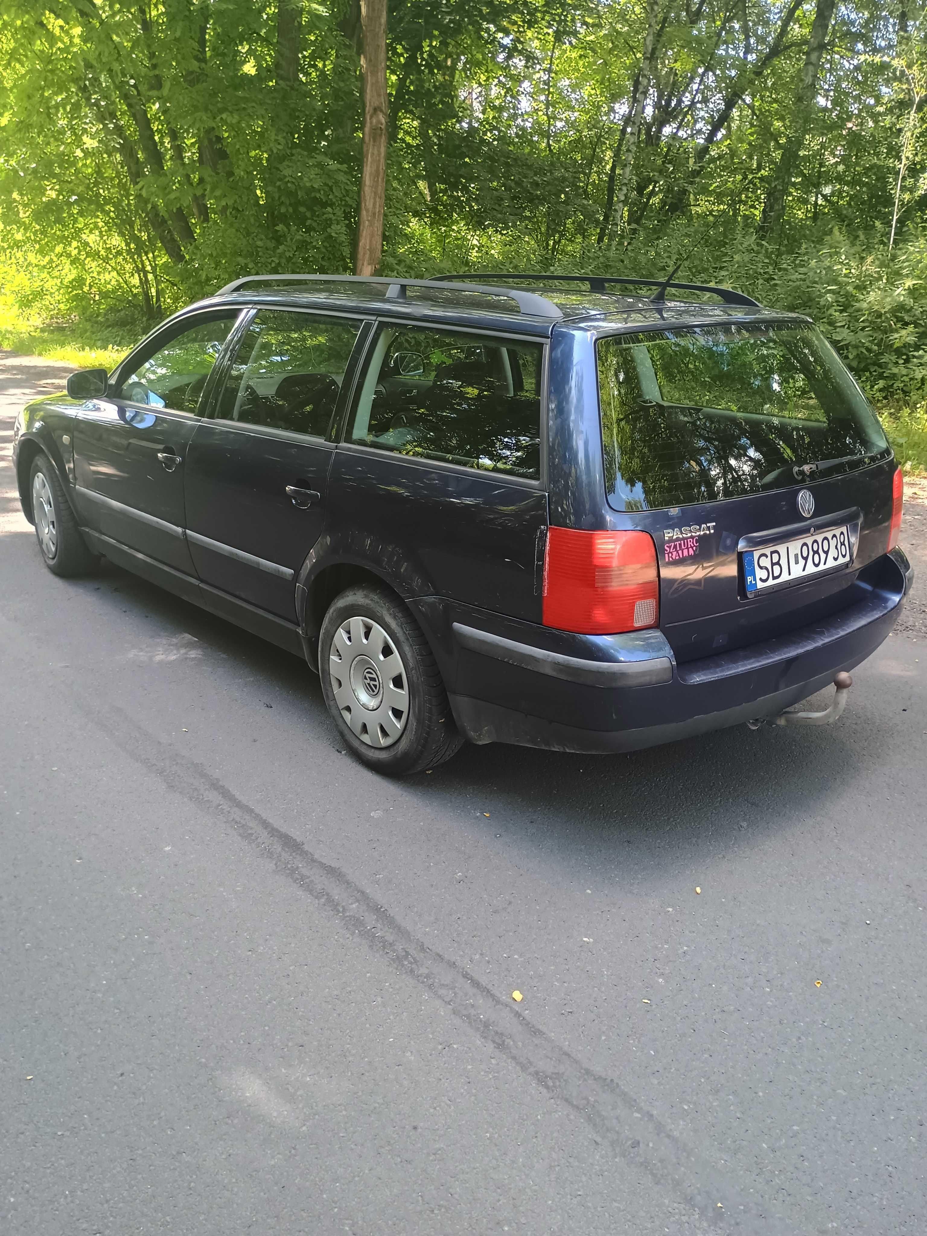 Volkswagen pasat 1.6 klima hak wpełni sprawny