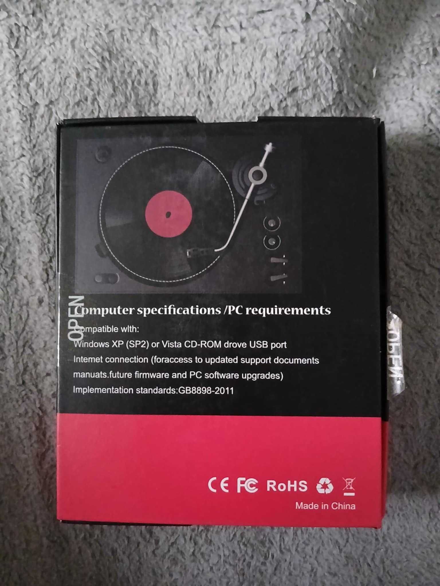 Odtwarzacz MP3 z bluetooth.