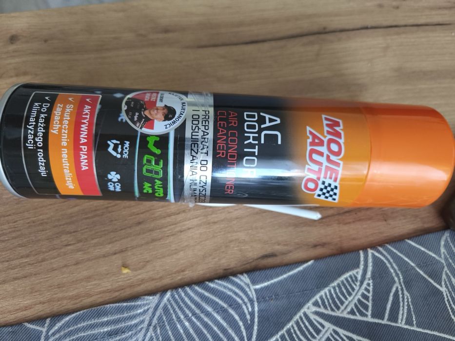 Preparat do czyszczenia klimatyzacji w aucie