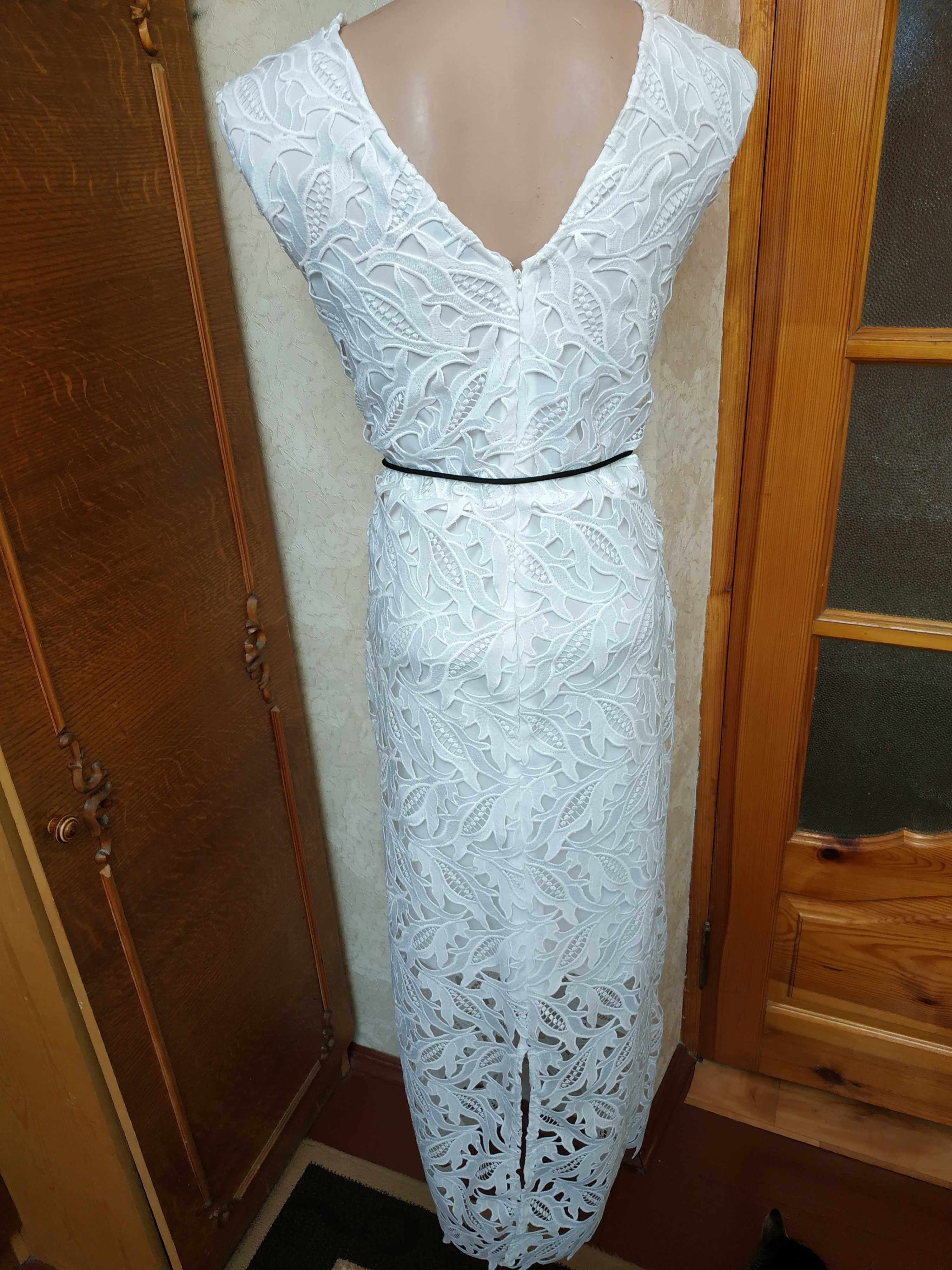 Біла святкова мереживна довга сукня по фігурі Autograph р_UK 20_EUR 50