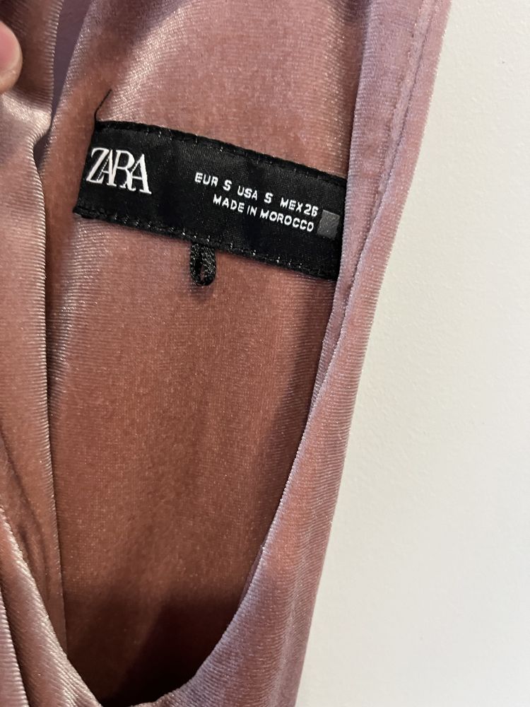 Vestido Zara novo