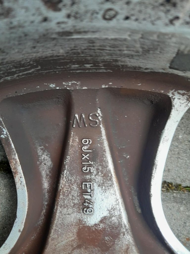 Opony letnie 185/60/R15 i felgi Opel Astra