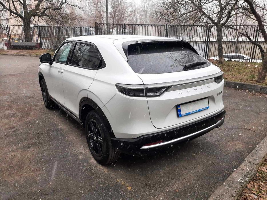 Оренда авто, електромобілі Honda e-NS1, MN-V, Tesla 3/Y. КИЇВ/ОБЛАСТЬ