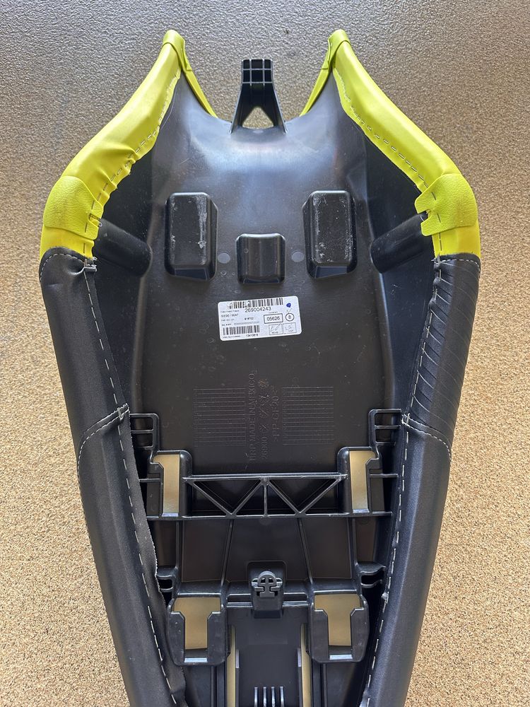 Siedzenie 1up seadoo spark trixx