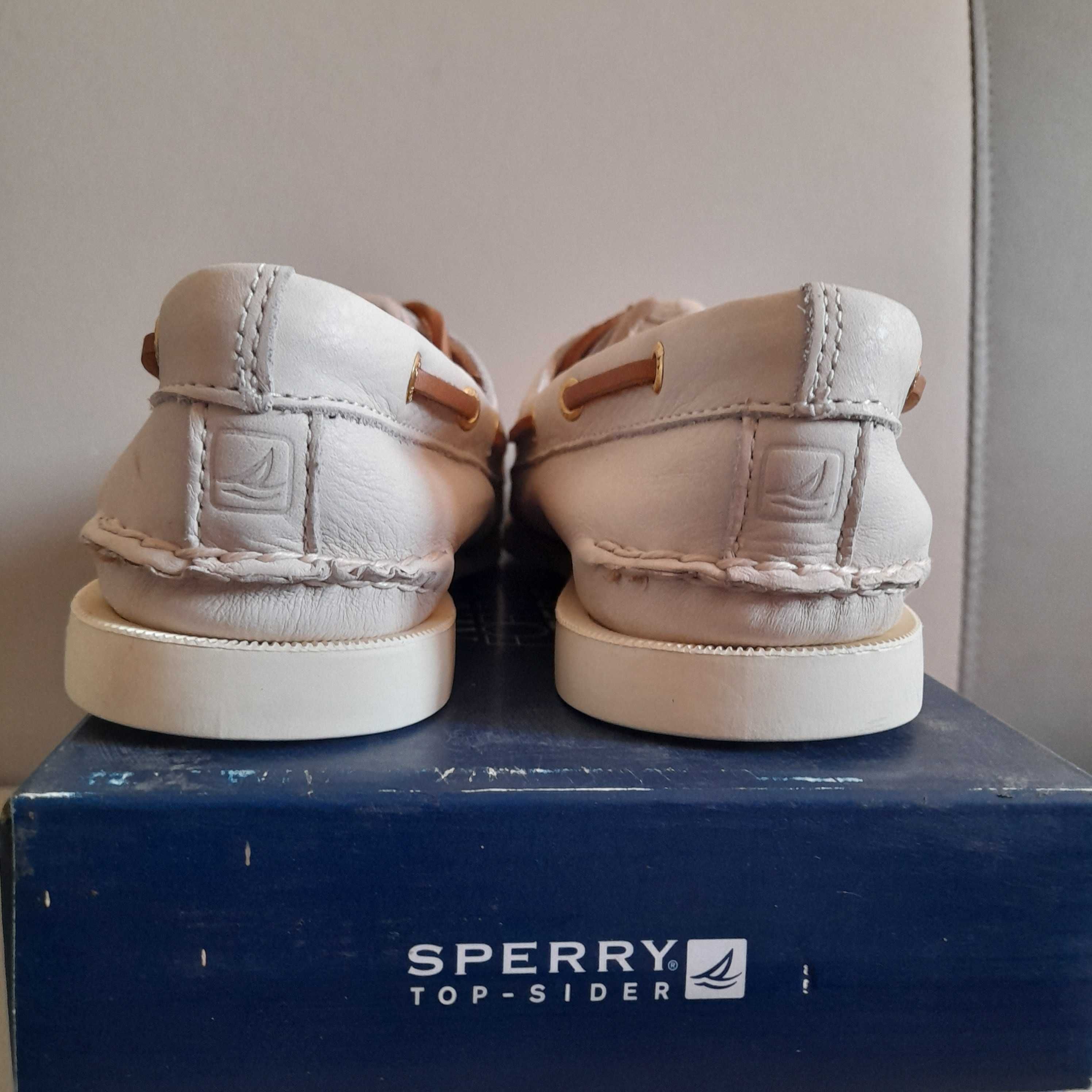 Мокасини, топсайдери, мокасины, топсайдеры Sperry us8,5/39,5. Нові
