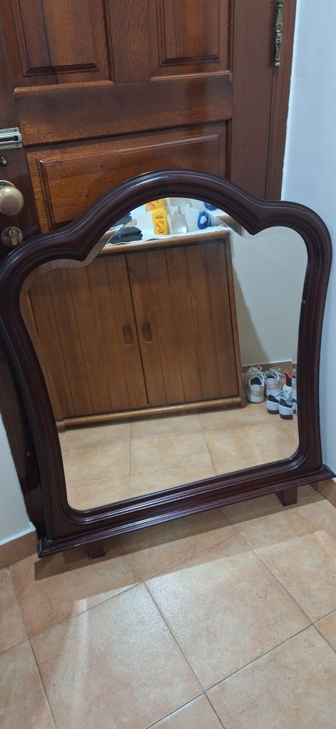 Espelho de comoda em madeira