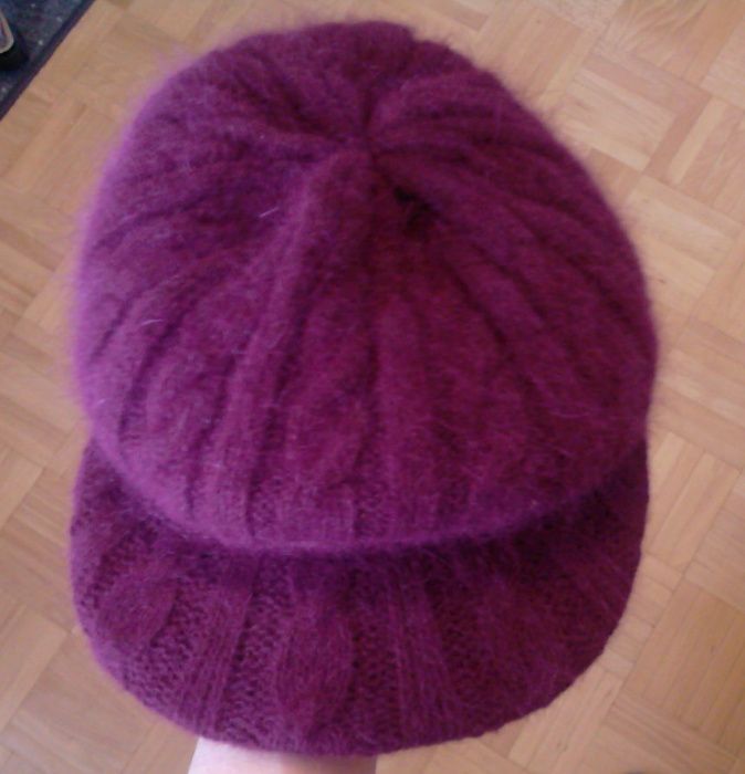 Kaszkiet, czapka wełniana bordowa H&M